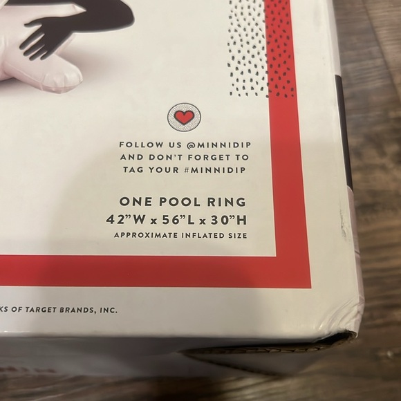 NEW! Minnidip x Target Bullseye ring float - Picture 8 of 11